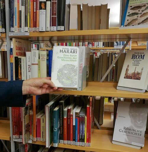 Buchtipp: “Eine kurze Geschichte der Menschheit” von Yuval Noah Harari