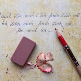 27. April – Tag der Papierwaren