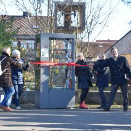 Neuer öffentlicher Bücherschrank in Lengfeld eingeweiht