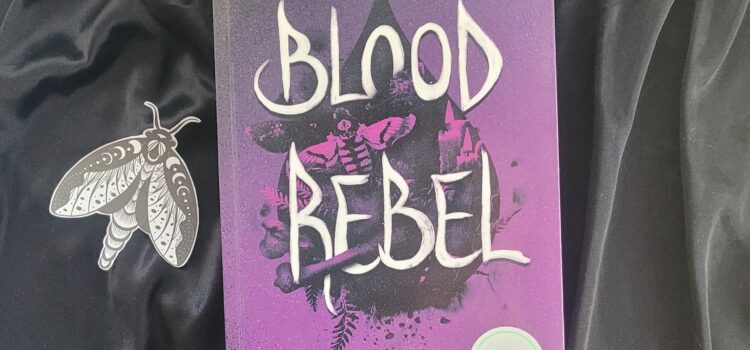 Buchtipp zu Halloween: Blood Rebel